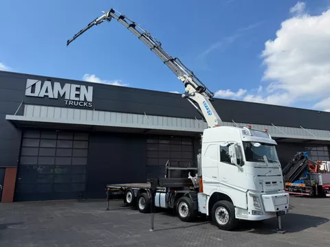 Volvo FH 540 8x2 EFFER 685 /6S + JIB 4S